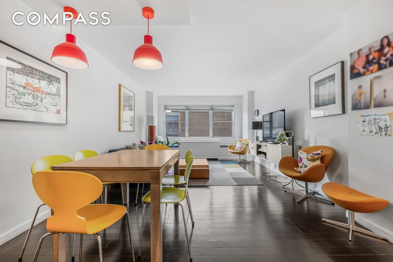 520 E 76th St #10H - Photo 4 of 19