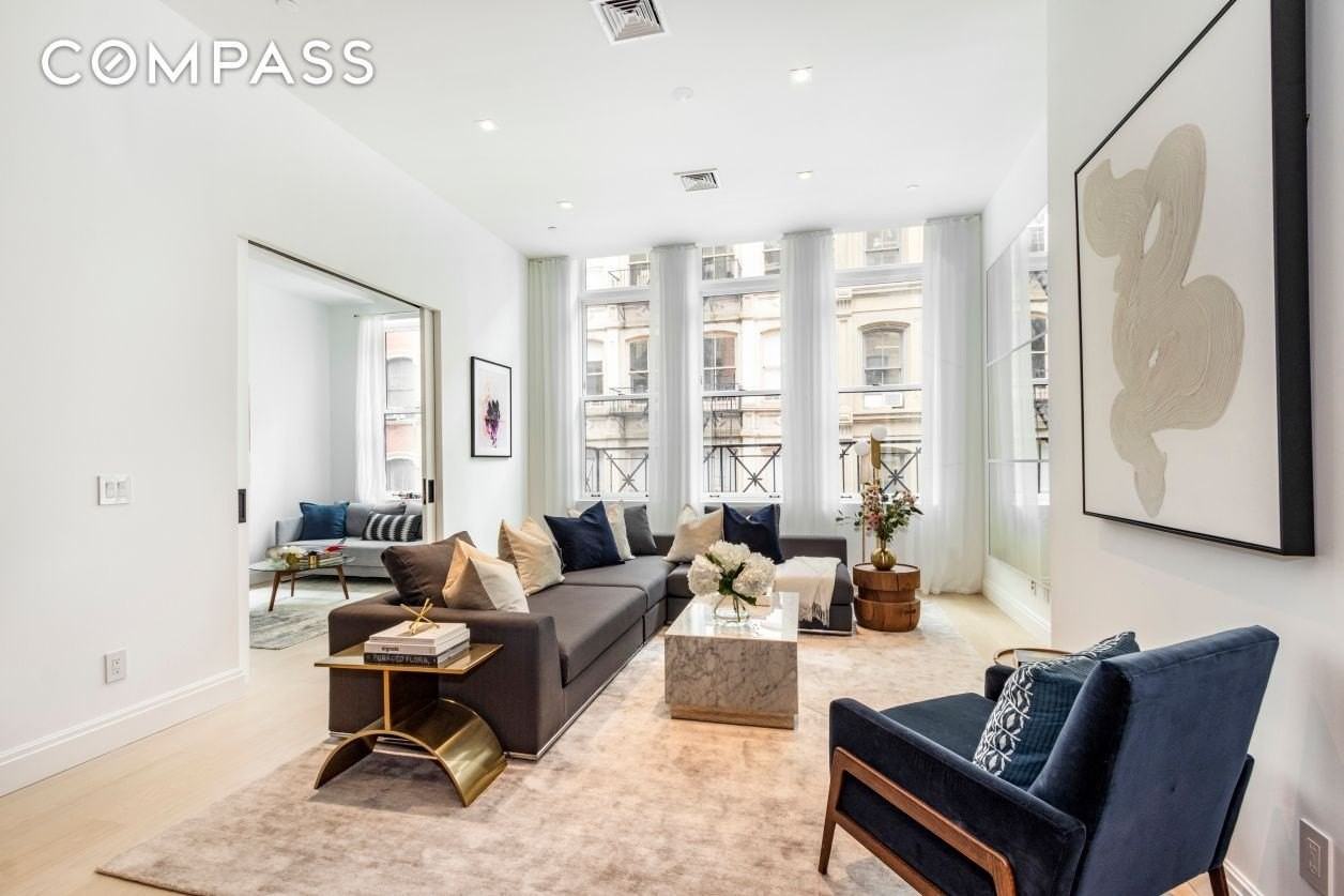 106 Franklin St #PH - Photo 2 of 12