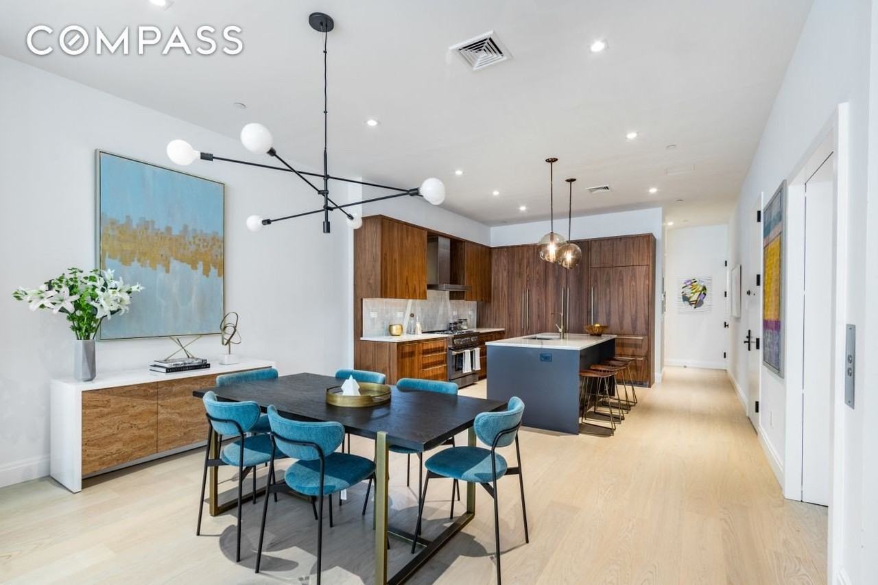 106 Franklin St #PH - Photo 4 of 12