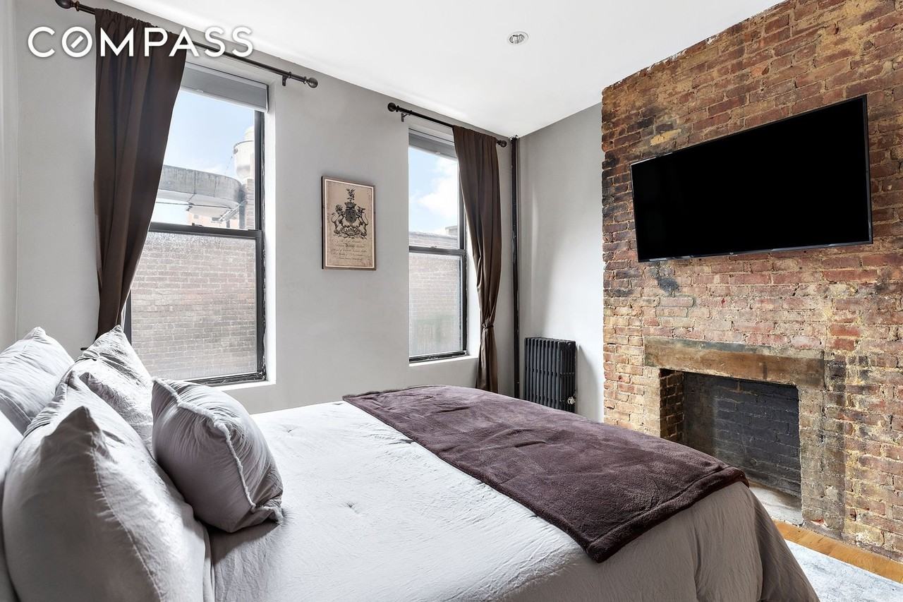 167 Grand St #2 - Photo 4 of 7