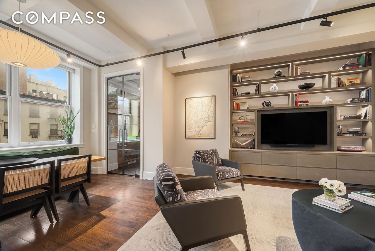 161 Grand St #3B - Photo 3 of 11