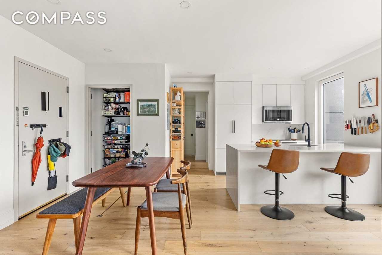 237 Rutland Rd #3B - Photo 2 of 8