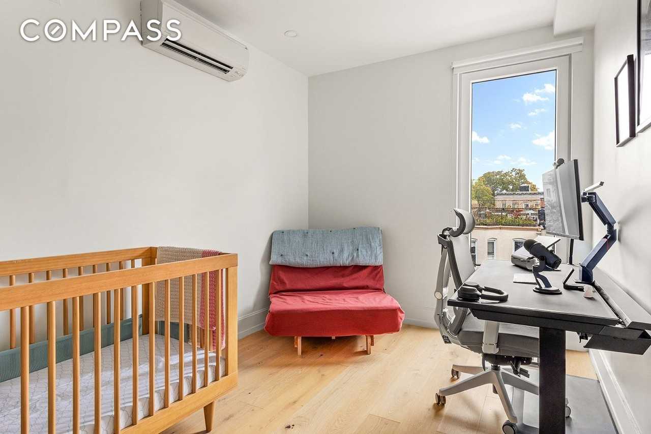 237 Rutland Rd #3B - Photo 6 of 8