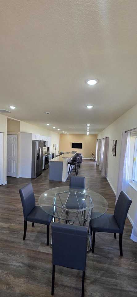 314 N 6th St - Photo 2 of 30