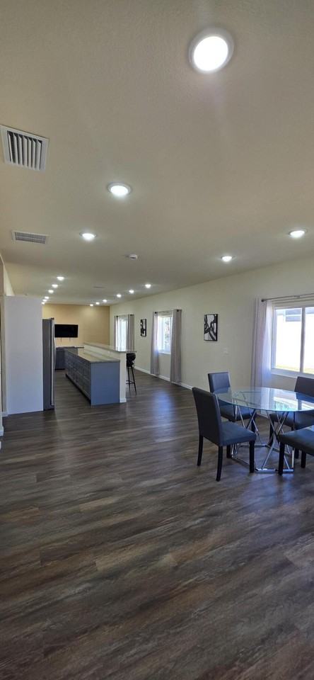 314 N 6th St - Photo 3 of 30