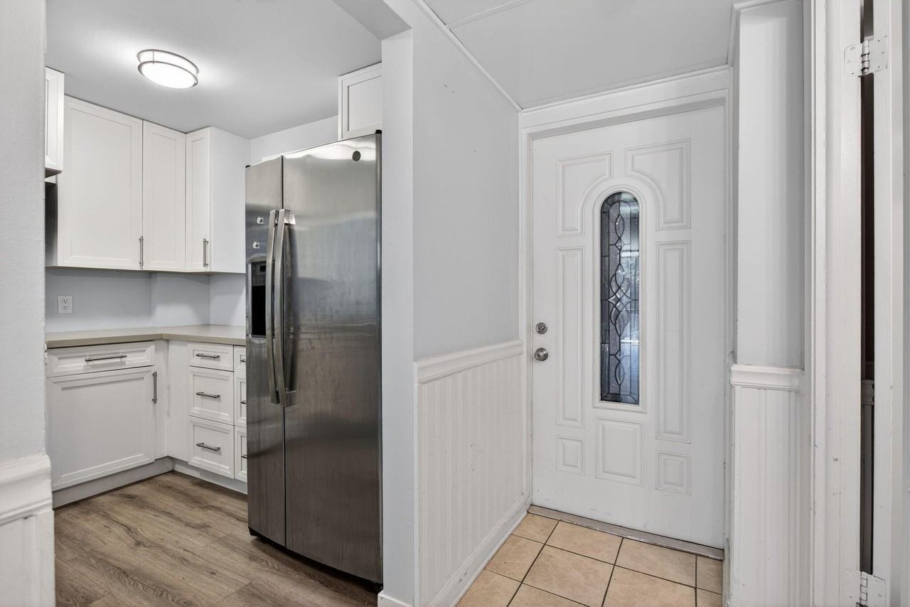 107 Royal Park Dr #1E - Photo 5 of 32