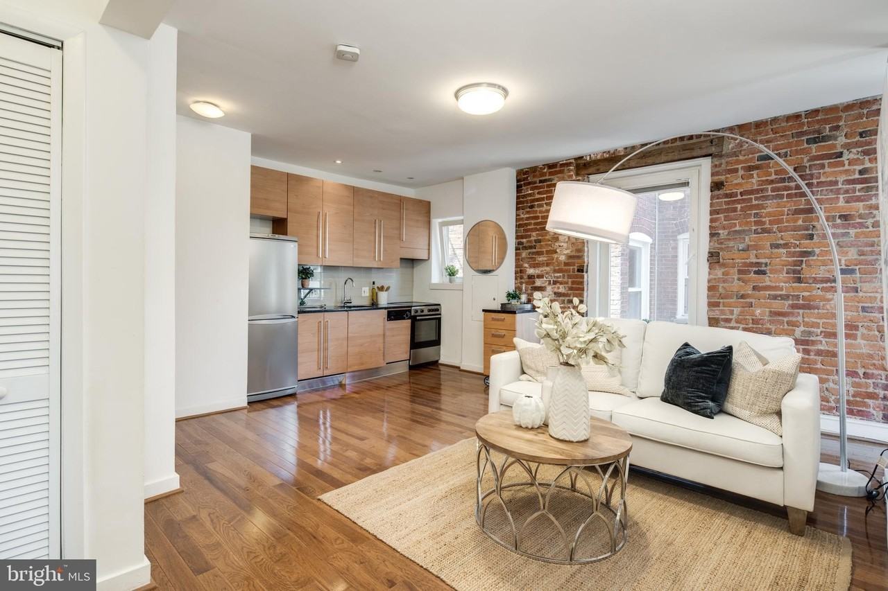 51 Randolph Pl Nw Apt 303 #303 - Photo 2 of 14