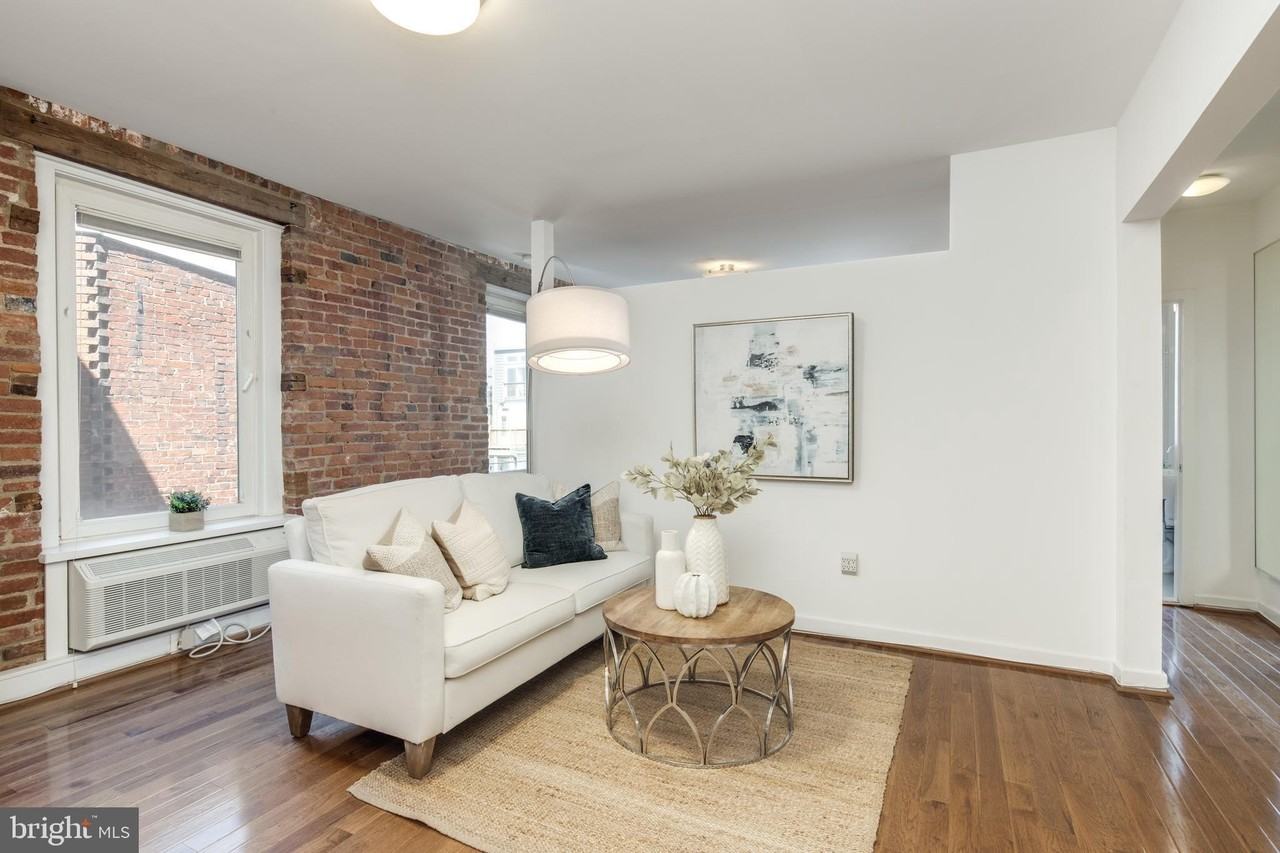 51 Randolph Pl Nw Apt 303 #303 - Photo 3 of 14