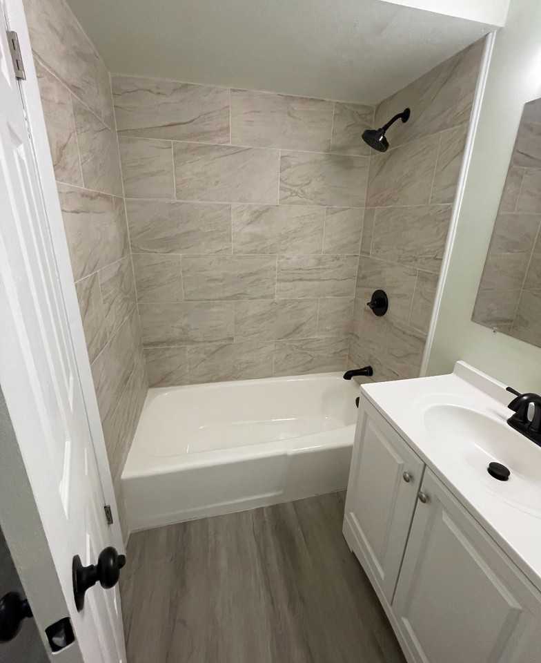 18154 Martin Avenue - Photo 6 of 8