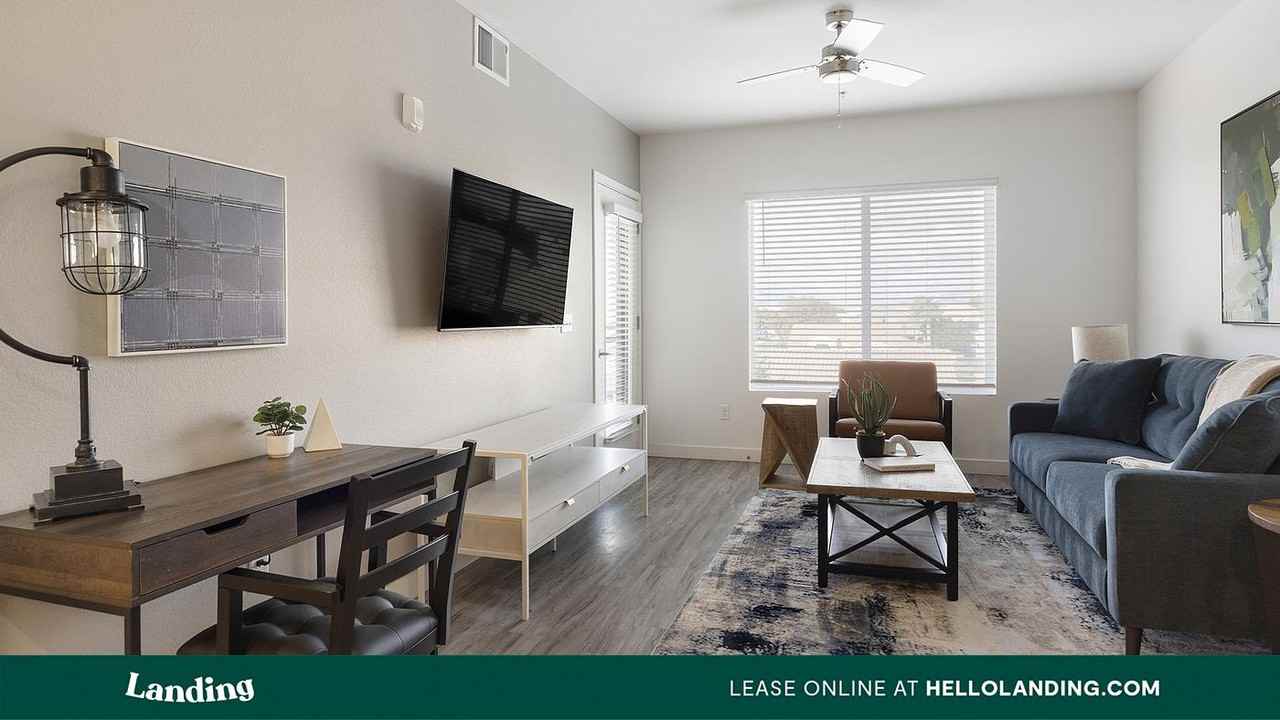 1760 S Crismon Rd - Photo 2 of 50