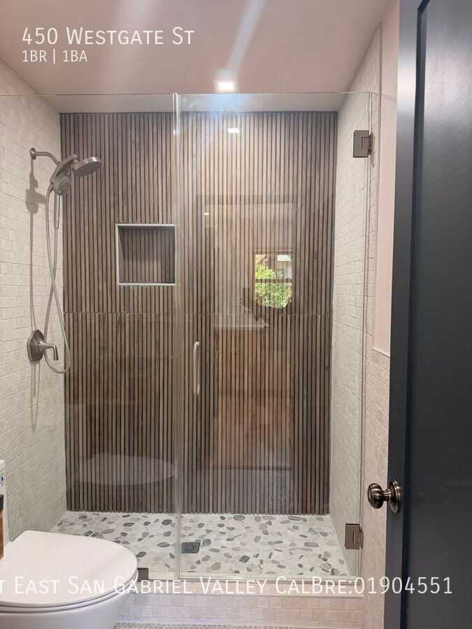 450 Westgate St - Photo 5 of 12