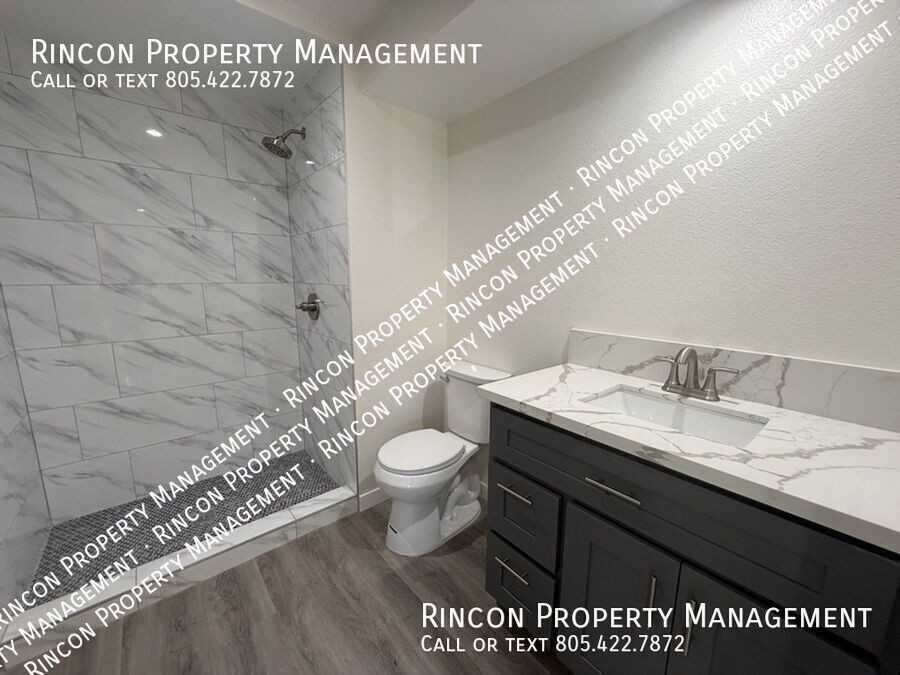 2585/2587 Warbler Ave. - 2585 Warbler Ave #A - Photo 7 of 12