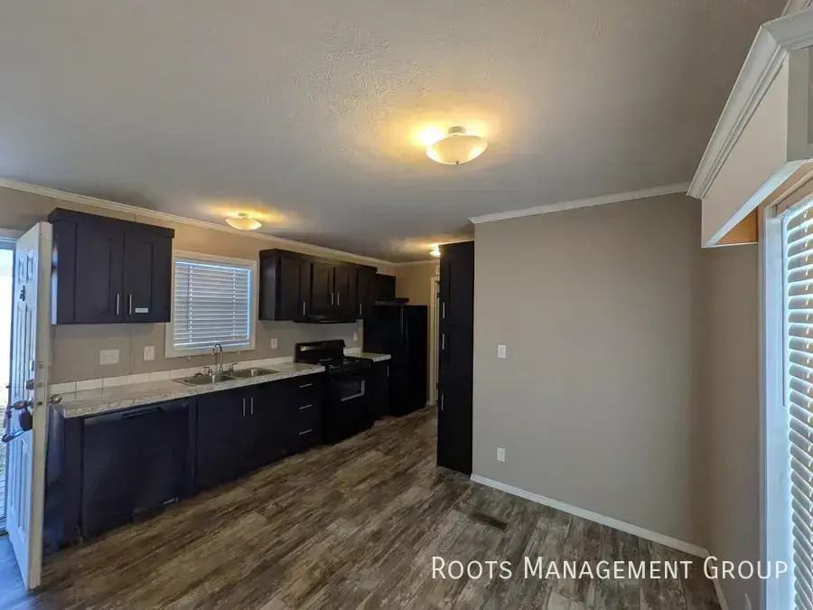 1010 Reservation Rd #F14 - Photo 5 of 27