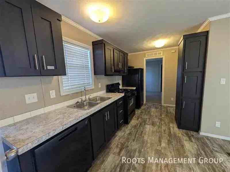 1010 Reservation Rd #F14 - Photo 6 of 27