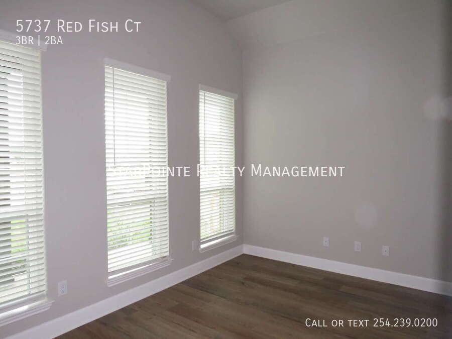 5737 Red Fish Ct - Photo 4 of 20