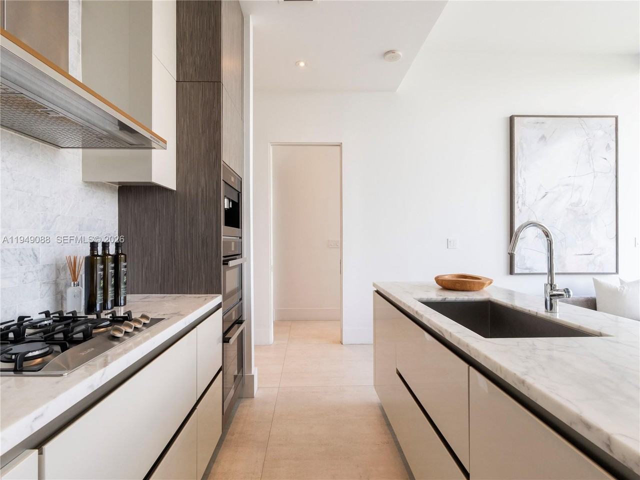 2669 South Bayshore Drive - Photo 7 of 27