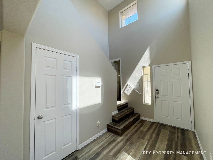 10353 Talking Tree Ave - Photo 3 of 36