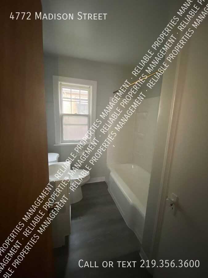 4772 Madison St - Photo 7 of 14