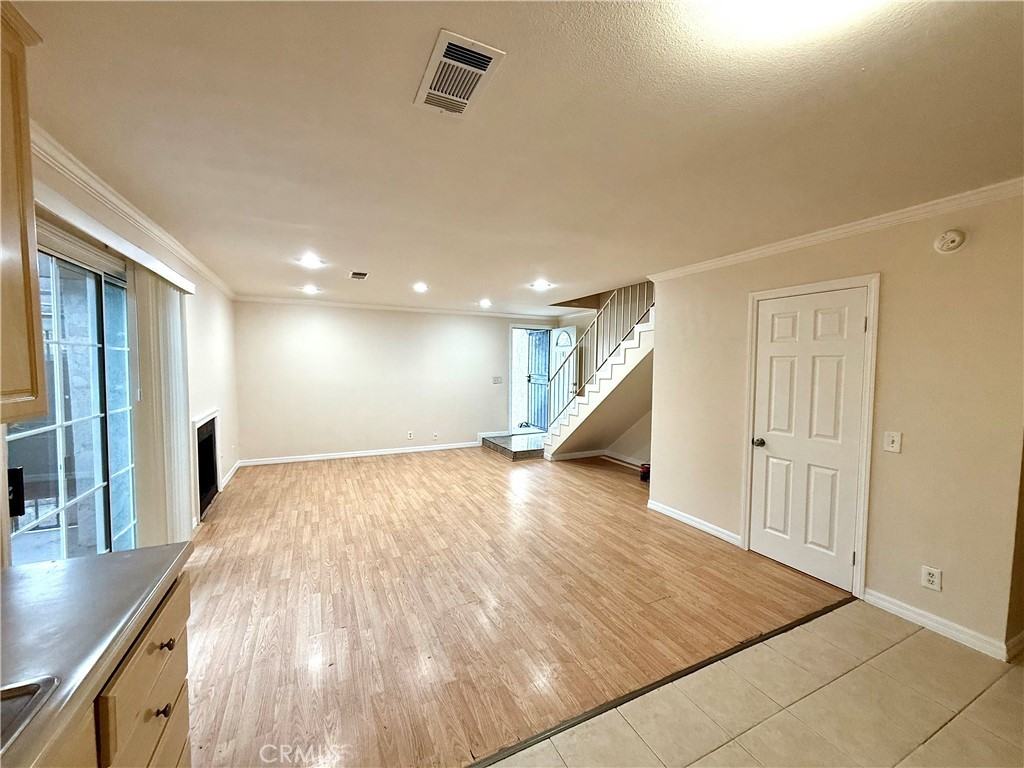 6439 Woodman Ave #6439-1 - Photo 2 of 10