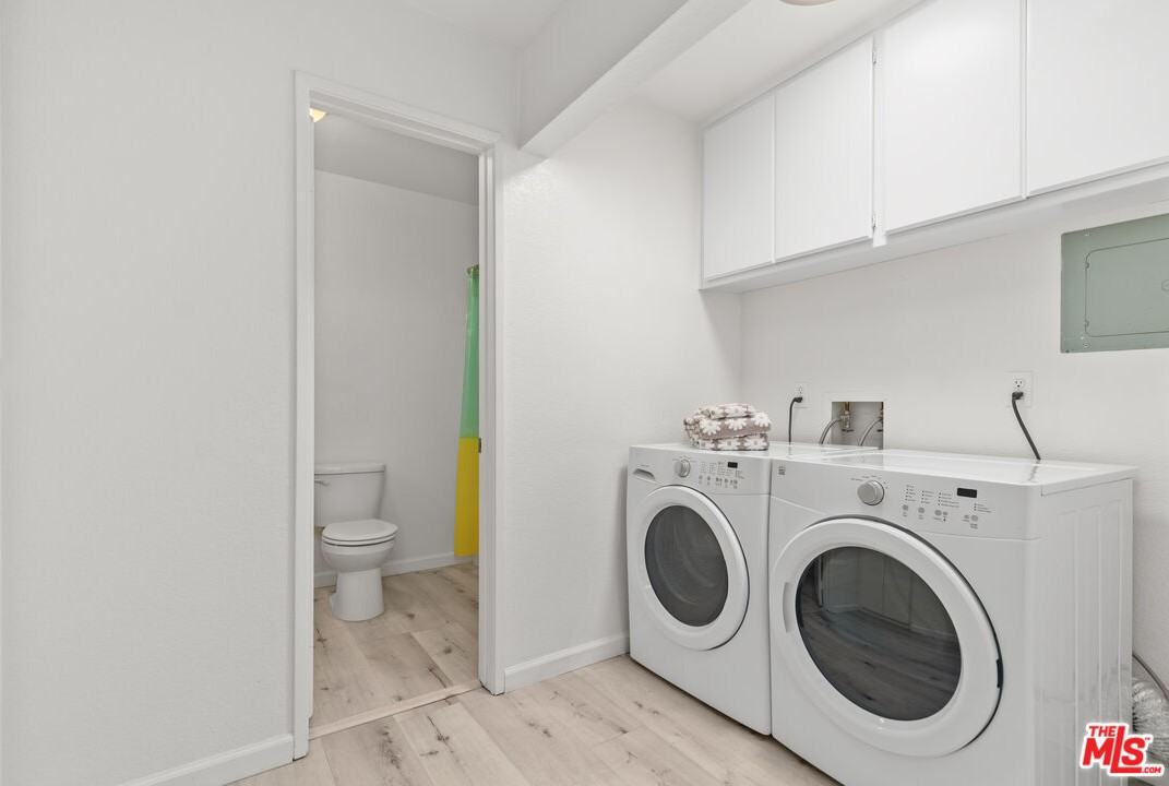 1802 Purdue Ave #1802B - Photo 4 of 16