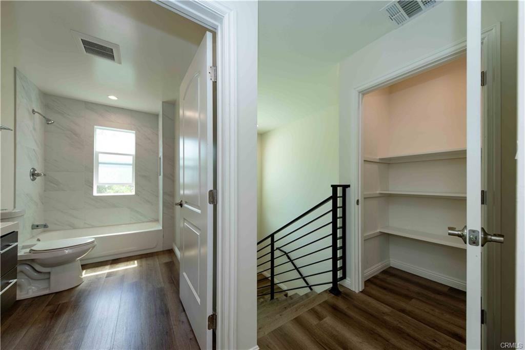 22849 Macfarlane Dr #22849 - Photo 3 of 18