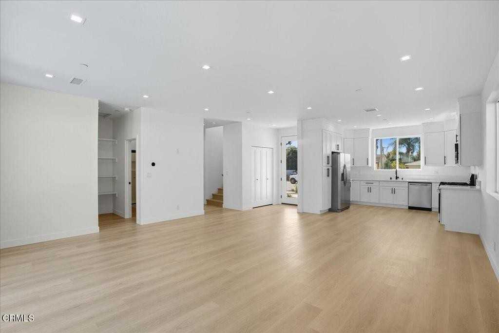 1901 E Ocean Ave #1901 - Photo 4 of 50