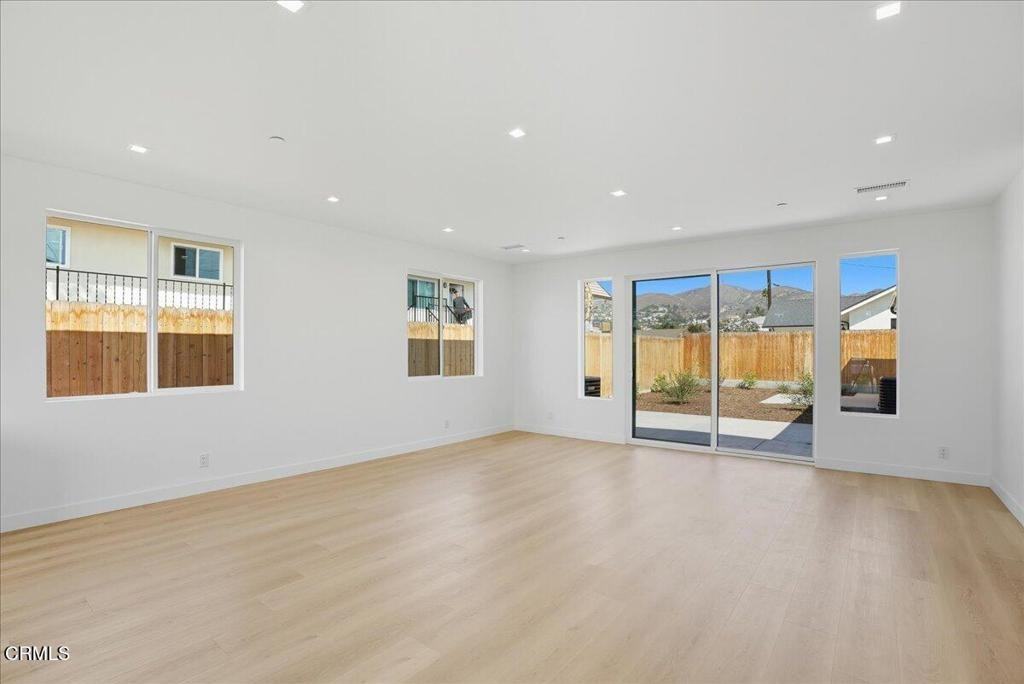 1901 E Ocean Ave #1901 - Photo 5 of 50