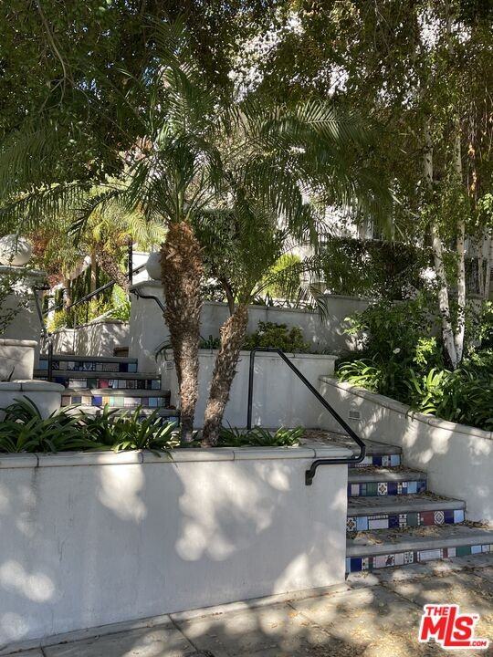 717 E Olive Ave #717 - Photo 3 of 11