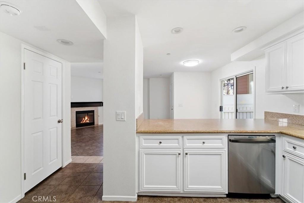 15150 Rayen St #15150 - Photo 7 of 33