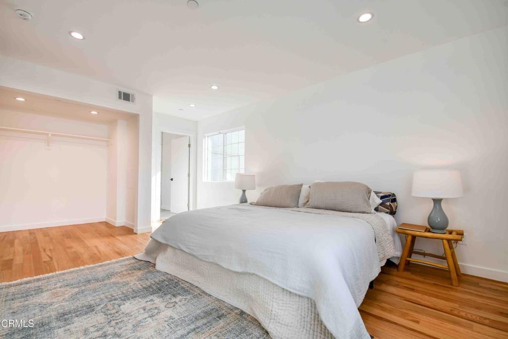 2325 Langdale Ave #2325 - Photo 6 of 33