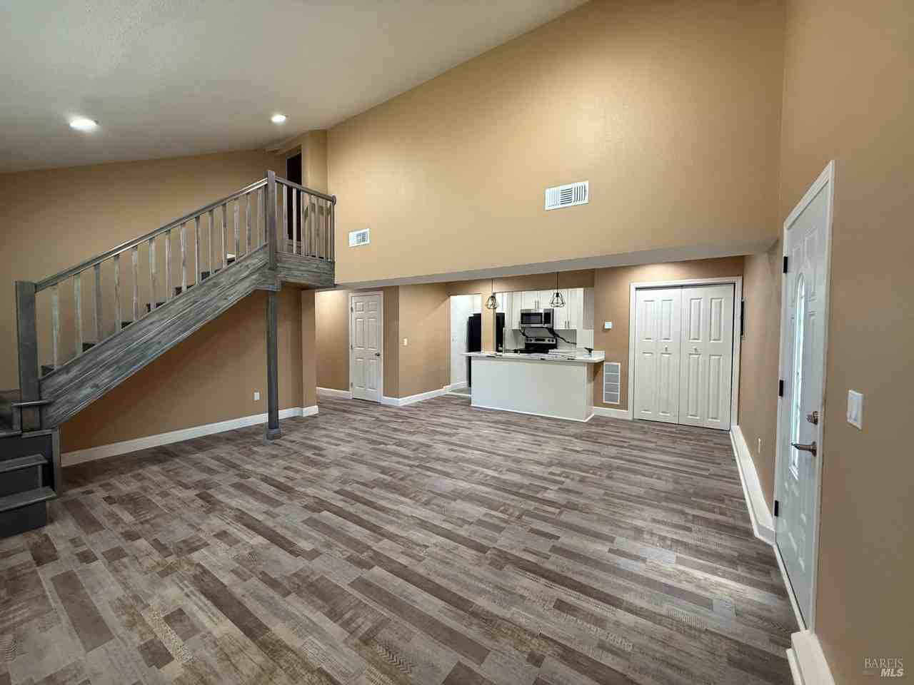 666 Belvedere Dr #666 - Photo 6 of 23