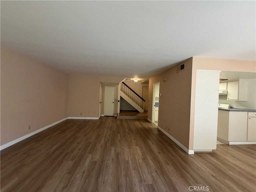 404 W Via Vaquero #404 - Photo 5 of 50