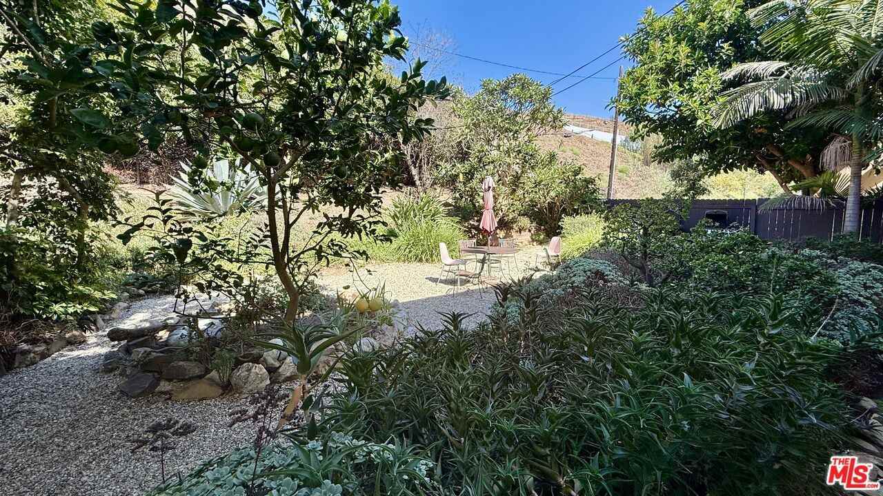 22351 Pacific Coast Hwy #22351B - Photo 4 of 15