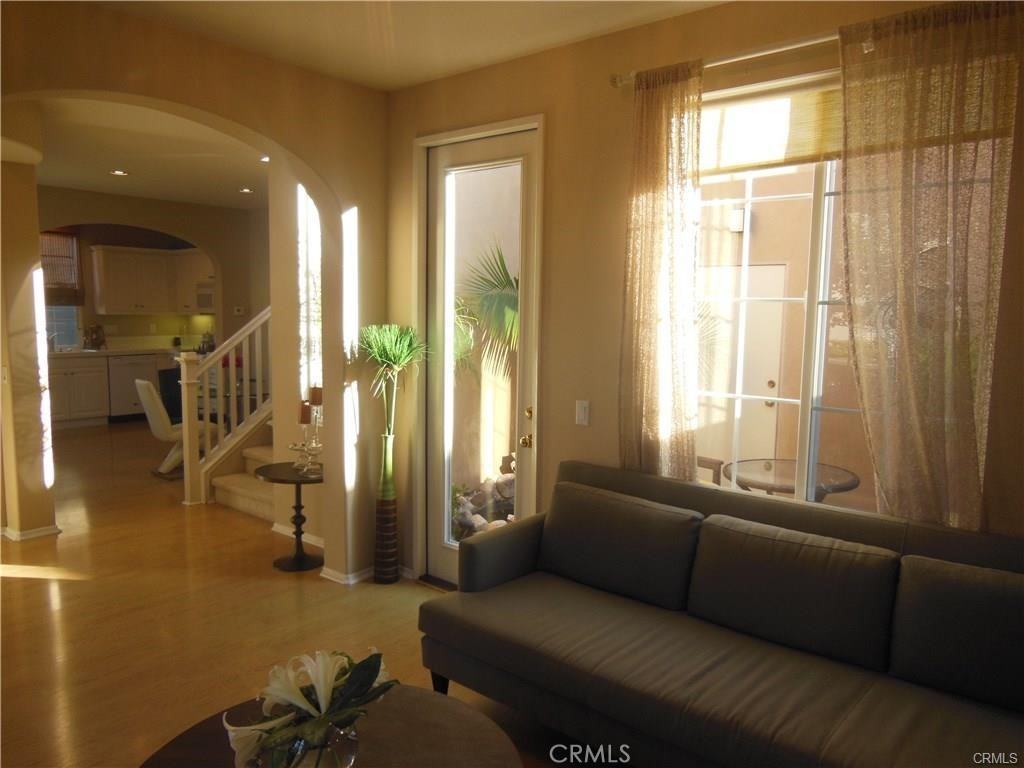 25 Sonata St #25 - Photo 7 of 10