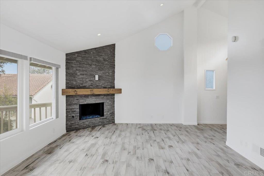 6686 Corte Maria #6686 - Photo 6 of 32