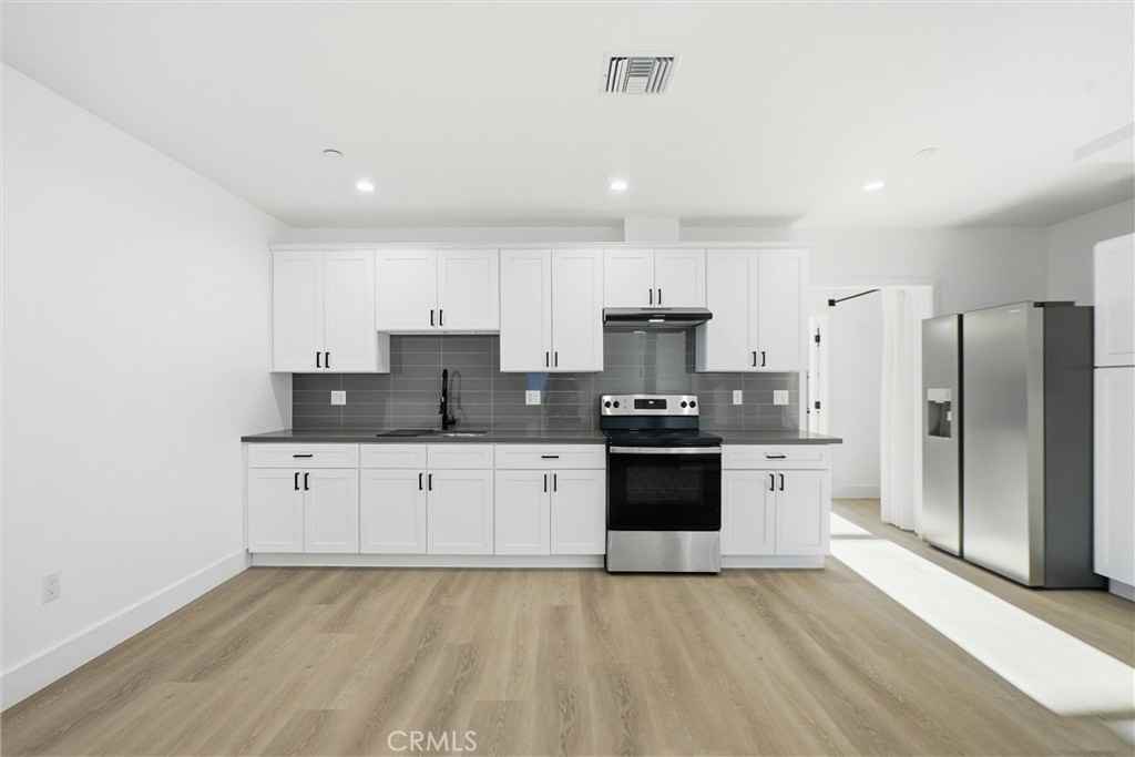 14016 Hubbard St #14016 - Photo 2 of 17