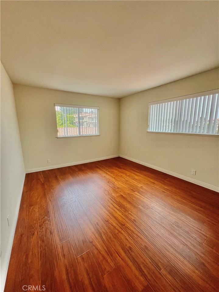 28129 Ridgethorne Ct #28129-34 - Photo 3 of 27