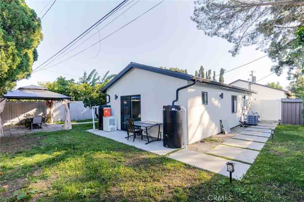 11453 Calvert St #11453 - Photo 2 of 22