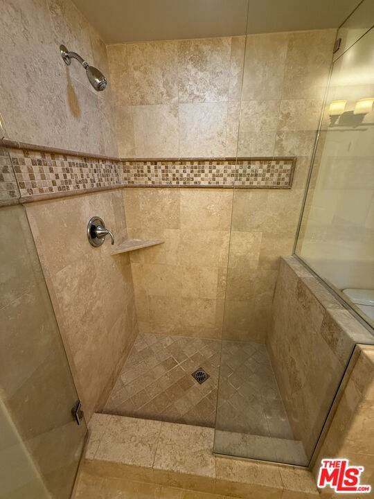 11540 Moorpark St #11540-101 - Photo 6 of 36