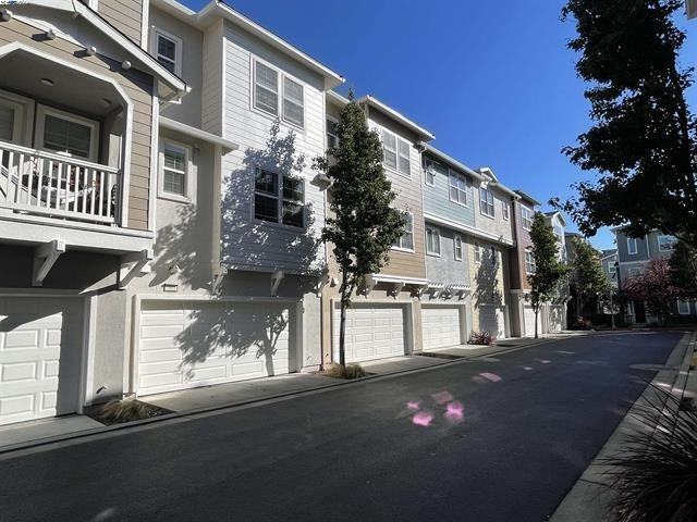 1503 Jetty Dr #1503 - Photo 2 of 26