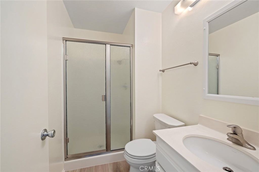 1667 Honeywood Ct #1667 - Photo 2 of 26