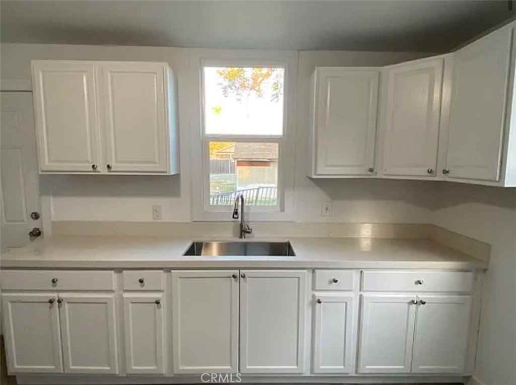 3442 Lime St #3442 - Photo 4 of 24