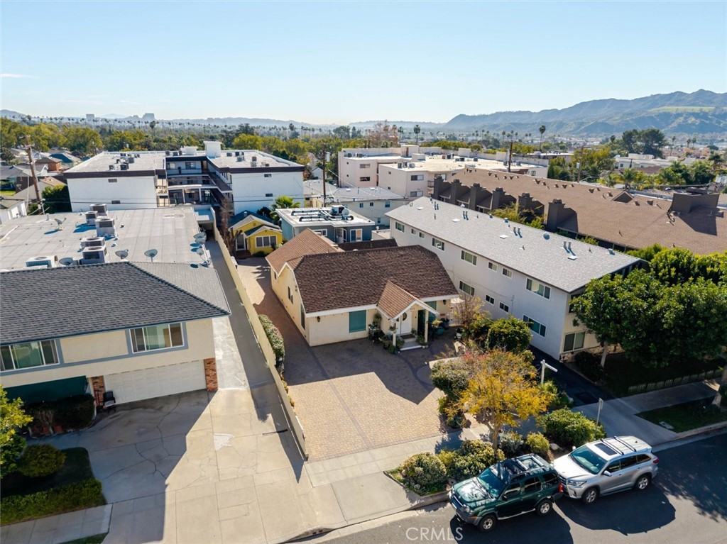 630 E Cedar Ave #630C - Photo 6 of 19