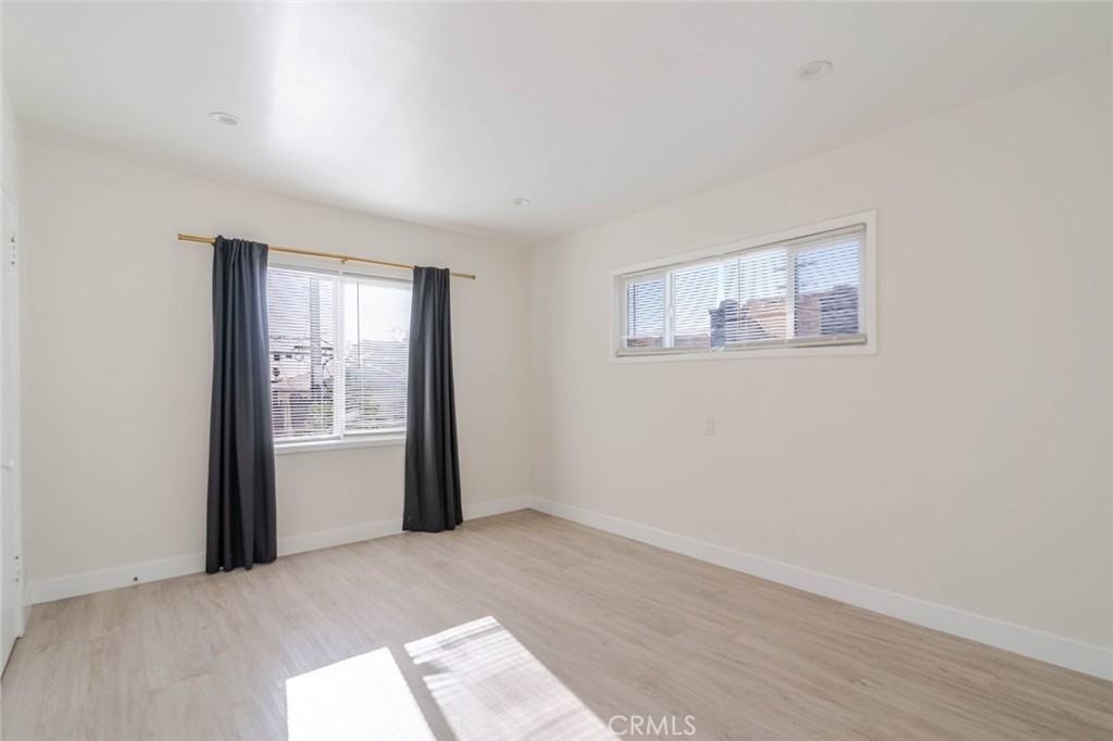 630 E Cedar Ave #630C - Photo 7 of 19