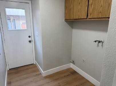 31 W 6th St #31-1 - Photo 2 of 12