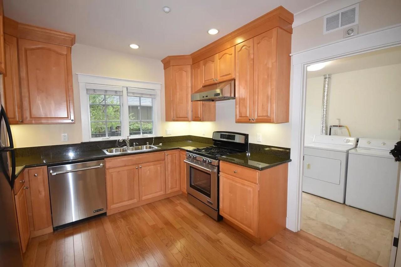 1705 Palm Ave #1705 - Photo 4 of 11