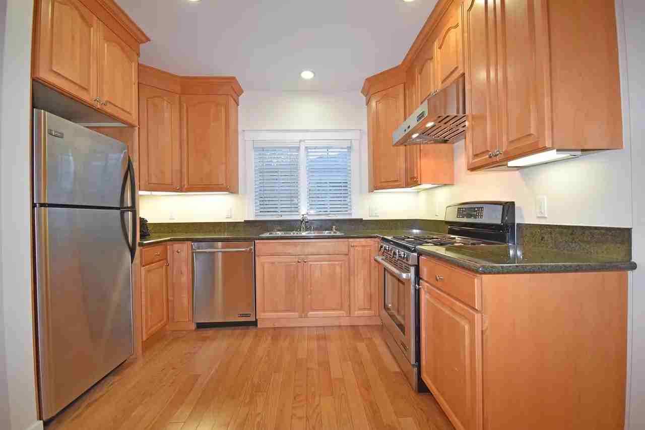 1705 Palm Ave #1705 - Photo 5 of 11