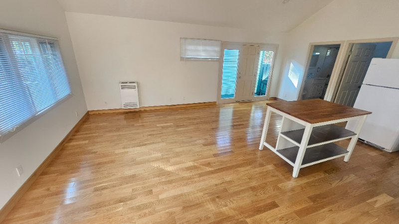 437 Altair Pl - Photo 3 of 17