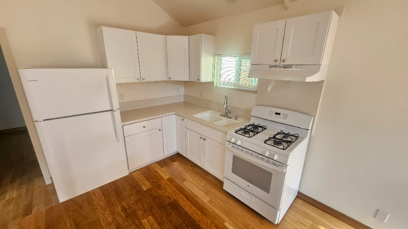 437 Altair Pl - Photo 4 of 17