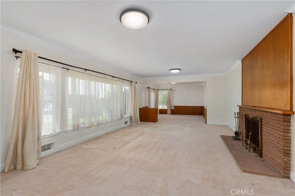 388 Harford Pl #388 - Photo 2 of 26